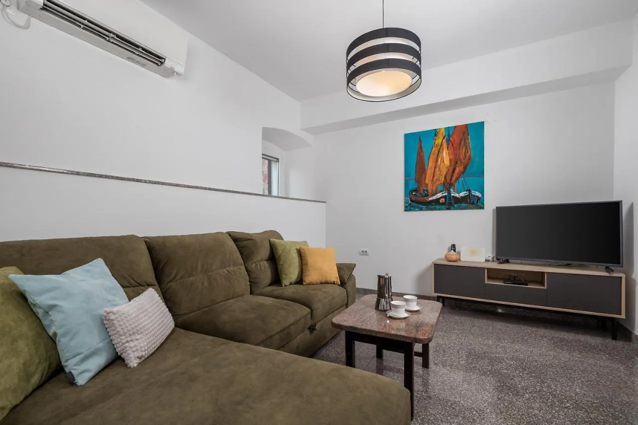 Apartment Thor